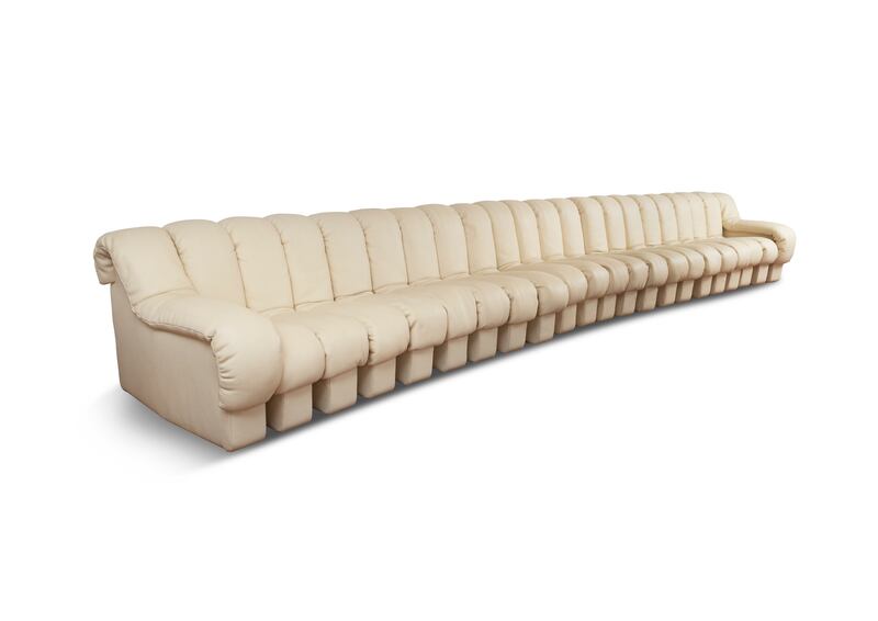 DS-600 De Sede white sofa (estimate €10,000-€15,000)