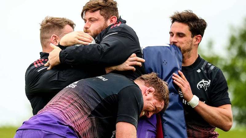 Leinster v Munster preview: Stakes higher for the men in red