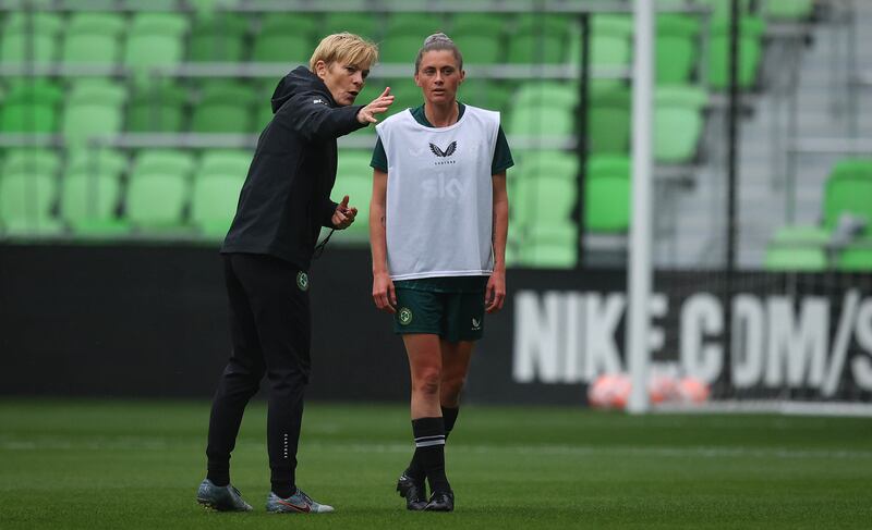 Vera Pauw and Sinead Farrelly during a training session in Austin, Texas, last week. Photograph: Ryan Byrne/Inpho