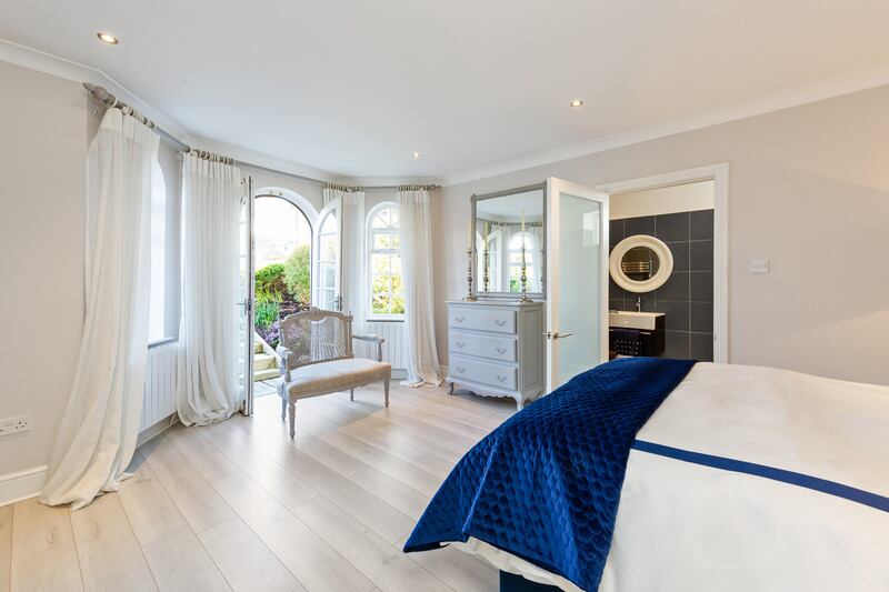 Sandycove Lodge, Sandycove Avenue, Co Dublin