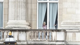 Queen Elizabeth misses another church service due to heavy cold