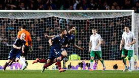 Ireland lose ground as Scotland seize the initiative