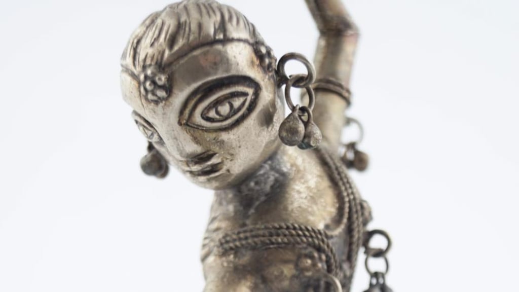 A metal figurine from the Bastar region of India on sale at the Sheppard’s auction on February 3rd and 4th (€80-€120).