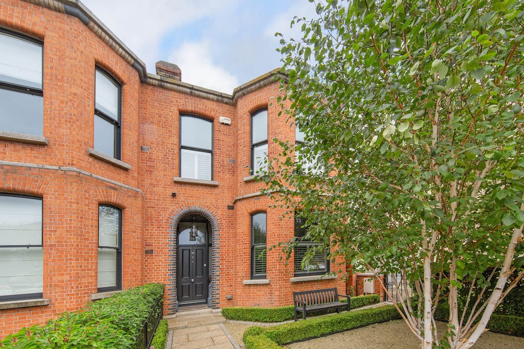17 Harcourt Terrace, Dublin 2