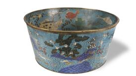 Chinese dish from Carlow priced to make over €40,000 in sale of Asian items