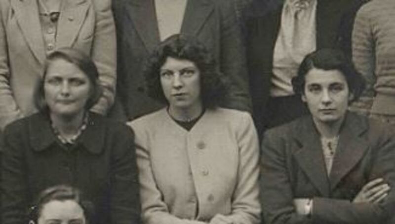 Philippa Foot (centre) at Somerville College, Oxford, in 1939. Photograph: Somerville College