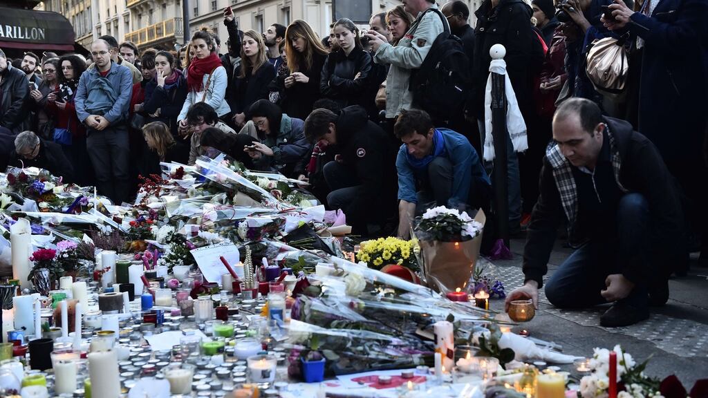 Bláthanna i bPáras. grianghraf: afp/getty images