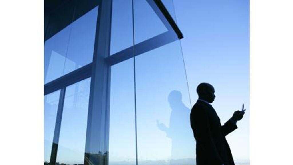 Telecom equipment maker Alcatel-Lucent made a EUR1.37 billion loss in 2012 as poor European sales hit profits.