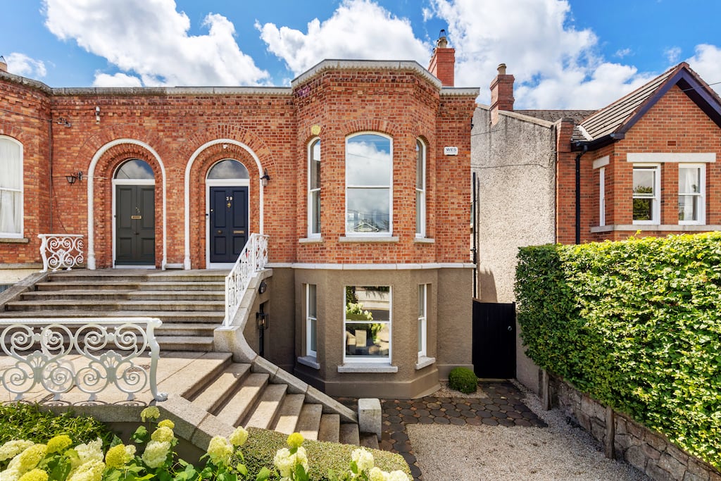 39 Glenart Avenue, Blackrock, Co Dublin