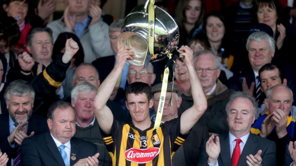 Colin Fennelly lifts the league trophy following Kilkenny’s league final win over Tipperary at Nowlan Park in May. Photo: Ryan Byrne/Inpho