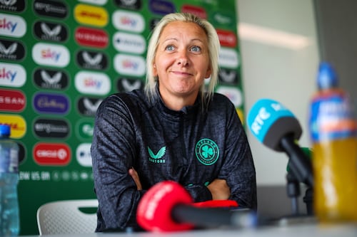 Athruithe agus ardmhianta fhoireann na mban