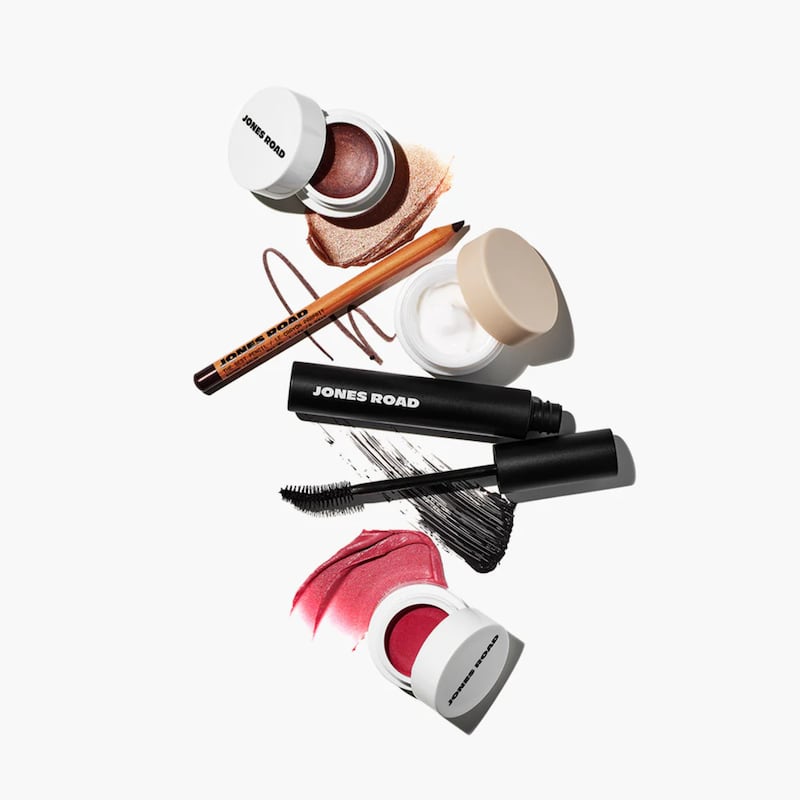 Jones Road The Hero Kit (€98 from jonesroadbeauty.com)