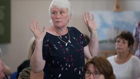 Back Eoghan Murphy or resign, Leo Varadkar tells Catherine Byrne