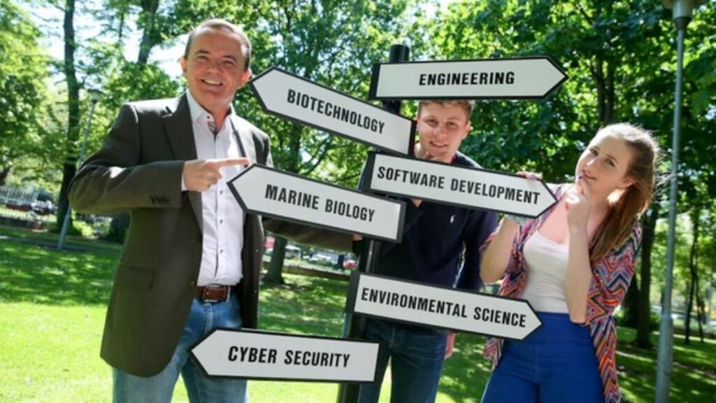 Barry O’Sullivan with students Jenna Howe and Donal Ryan at an event to publicise Science Foundation Ireland’s Smart Futures programme