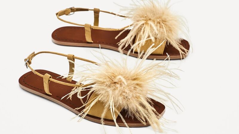 Steal vs splurge: these sandals for €29.95 from Zara . . .