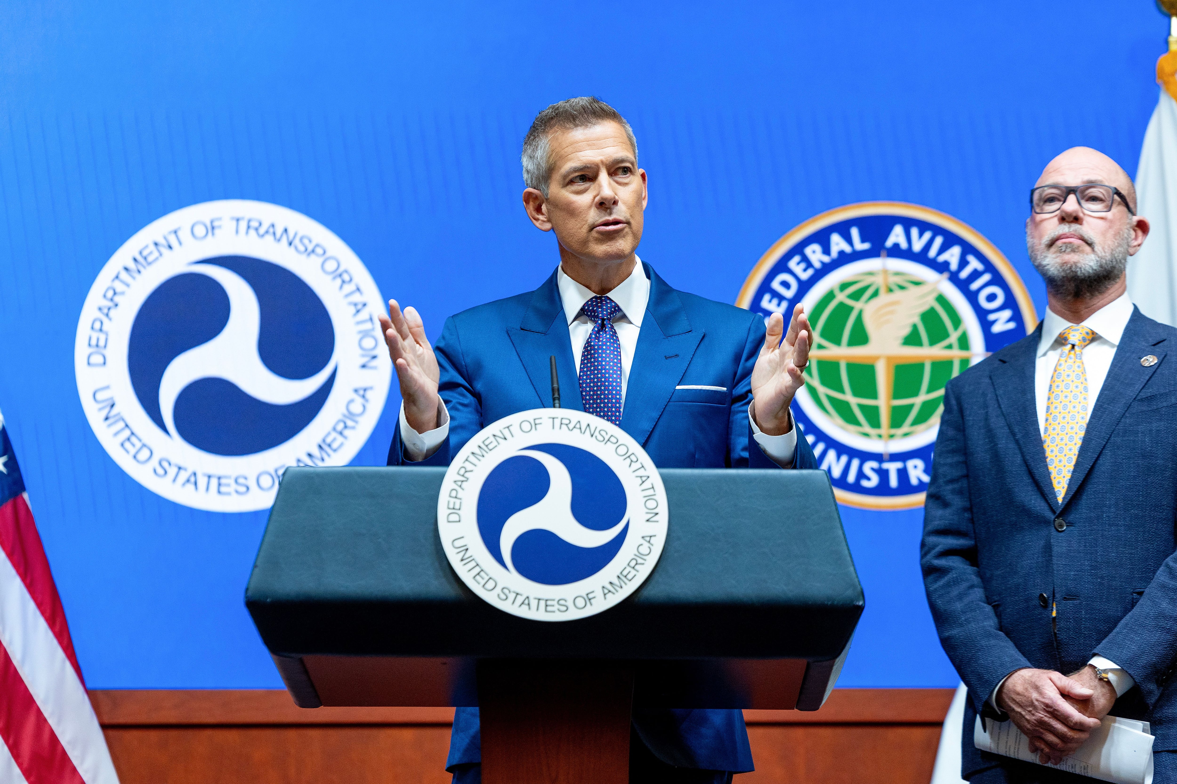 Aer Lingus waits on US air traffic cuts