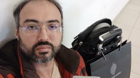 Ryanair apologises after Palestinian refugee denied access to board flight to Dublin