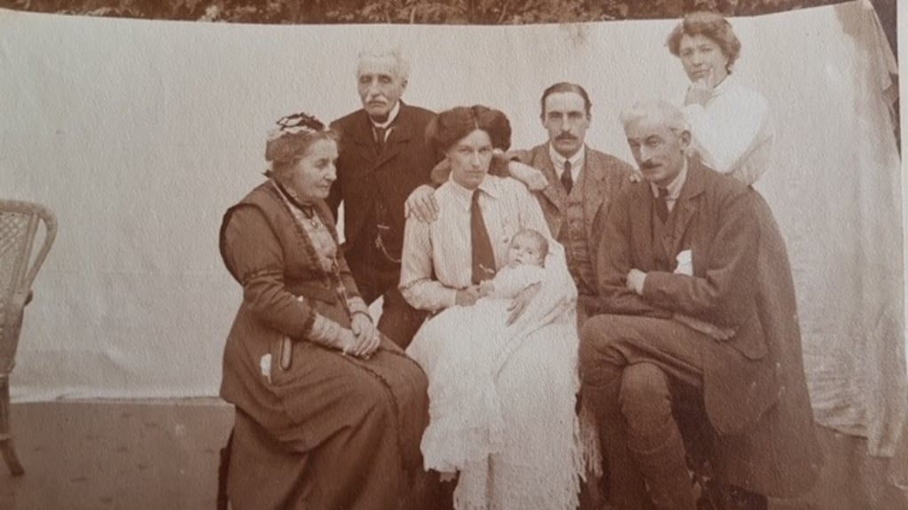 Norah Hill Ward; Somerset Ward; Eva Mulholland Saunderson; John Saunderson; Henry Mulholland, Lord Dunleath; Norah Ward Mulholland, Lady Dunleath. Image reproduced by permission of Lord and Lady Dunleath and Cassandra Wedd