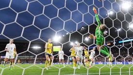 England goalkeeper Earps can rely De Gea support in Euros final