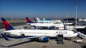 Delta resumes flights after outage grounds planes globally