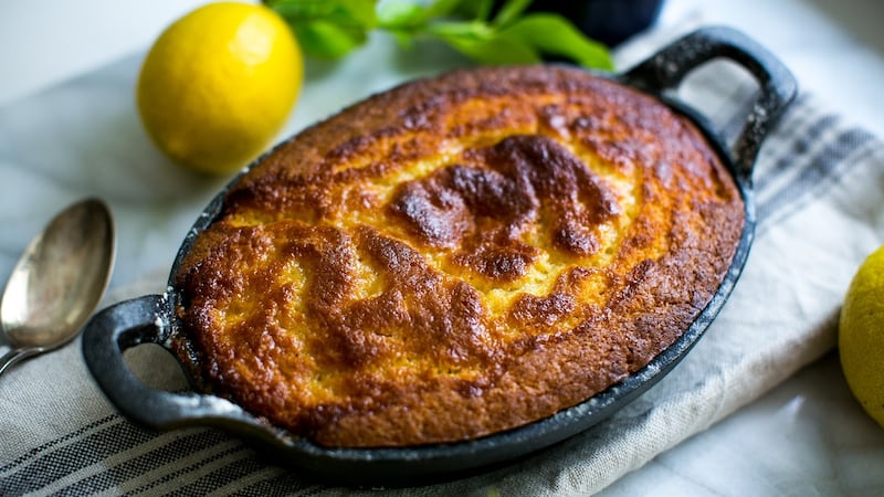 A light, fluffy lemon curd pudding