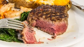 That’s Men: Why do only women leave food on their plate?