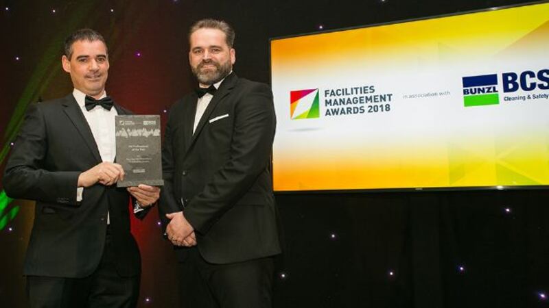 Mark Keeley, Target Market Manager, Kärcher, presents the FM Professional of the Year award to Ibon Ibarrola Armendariz, CLH Aviation Ireland