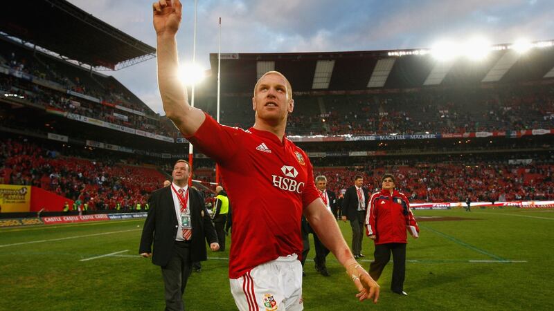 Paul O’ Connell waves to the crowd after the third Lions test against South Africa in 2009. Photo: Stu Forster/Getty Images