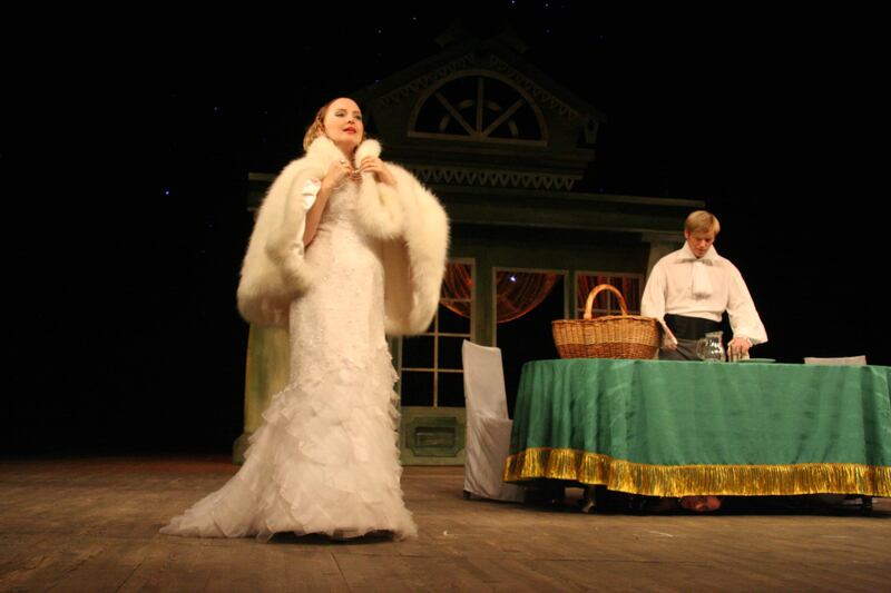 Shevchenko Theatre: Alina Chornodub in By the Time the Sun Rises, the Dew Will Devour the Eyes