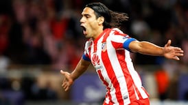 Robin van Persie tells Radamel Falcao he must earn his stripes