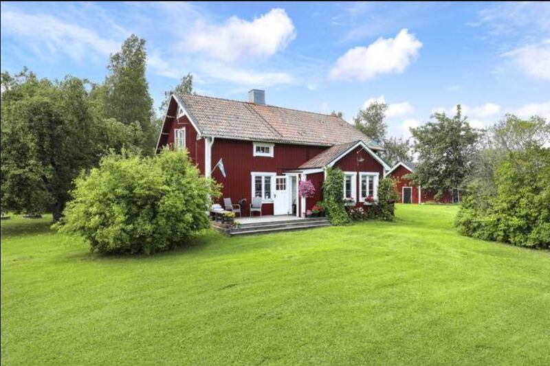 A four-bedroom country home in Östhammar