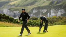 Shane Lowry cruises to an opening 67 at British Open