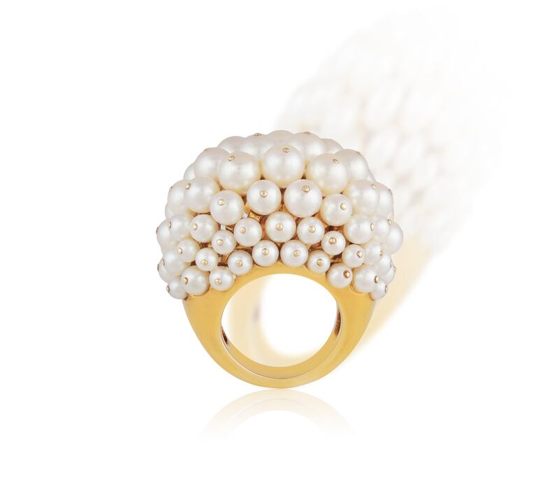 Bombé-style cultured pearl ring (€15,000-€20,000), made by René Boivin