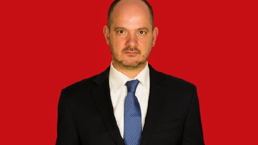 Artist Silvio Severino lives in Cork and his work is collected by art lovers globally.