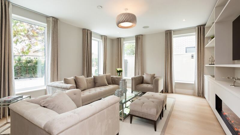 Dual-aspect drawing room at the front