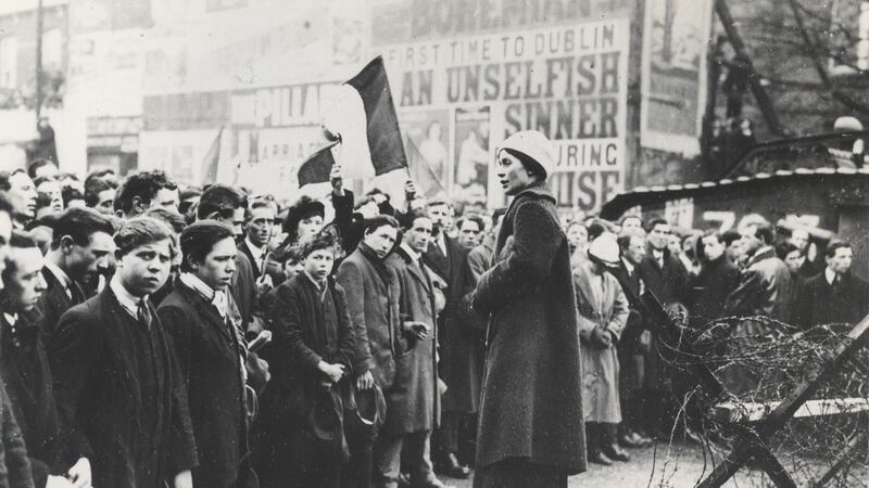 A woman recites the rosary outside Mountjoy Jail in Dublin for imprisoned Sinn Féin members on hunger strike. Photograph: adoc-photos/Corbis via Getty Images
