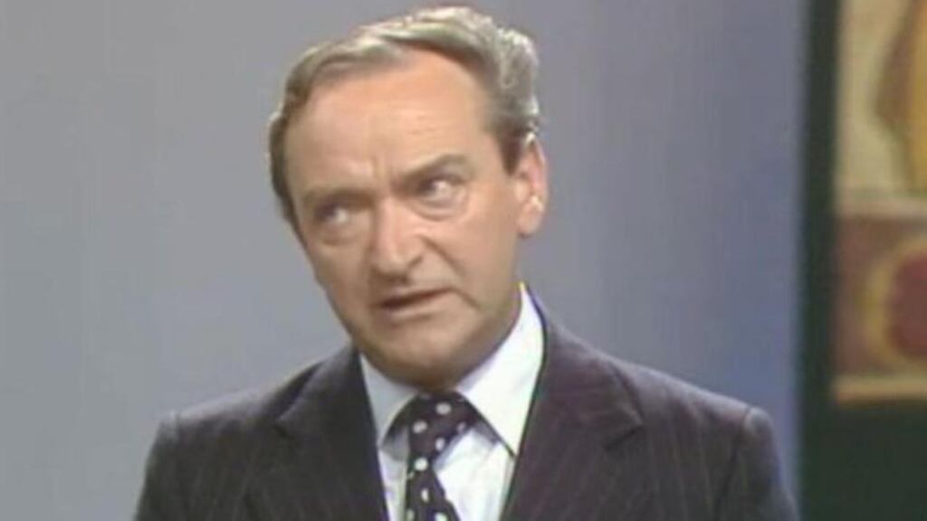 Mr Ó Murchú was former head of Irish language programmes, controller of programmes and deputy director general at RTÉ.