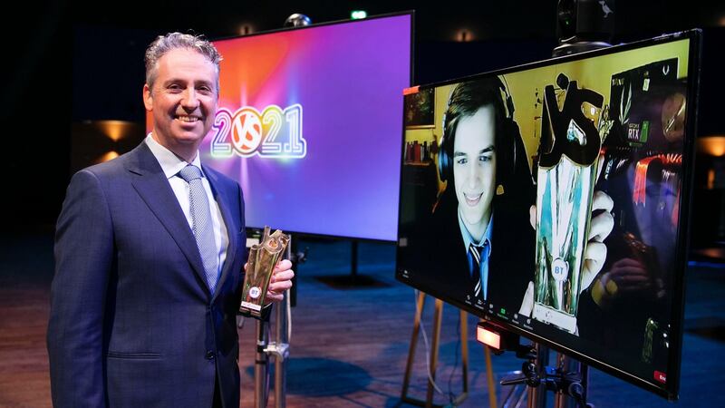 Shay Walsh, managing director of BT Ireland and winner of this year’s BT Young Scientist & Technology Exhibition, Gregory Tarr