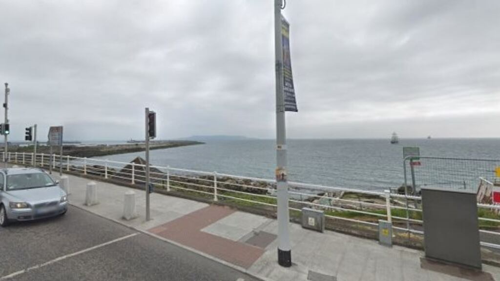 A view along the seafront at Queen’s Road, Dún Laoghaire where a teenager choked and attacked a woman with a knife. Image: Google Maps.
