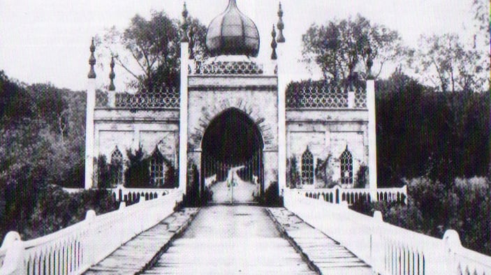 Dromana gate lodge at Villierstown in Co Waterford