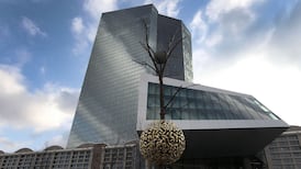 European shares rise on signs of thaw in US-China trade war