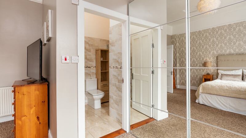 En suite bathroom in the bedroom