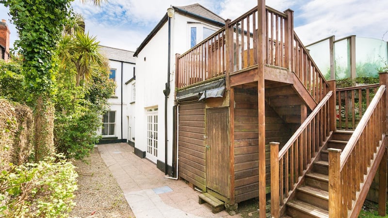 21 Newbridge Ave, Property