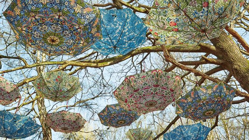 Morris motifs, cool kitchens and super sofas