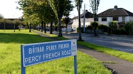 Cuimhní cinn ar Ascaill Uí Chrotaigh