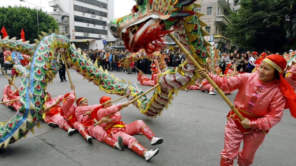 In 2015, two-way trade between Ireland and China was valued at €11.1 billion, up from €7 billion in 2013