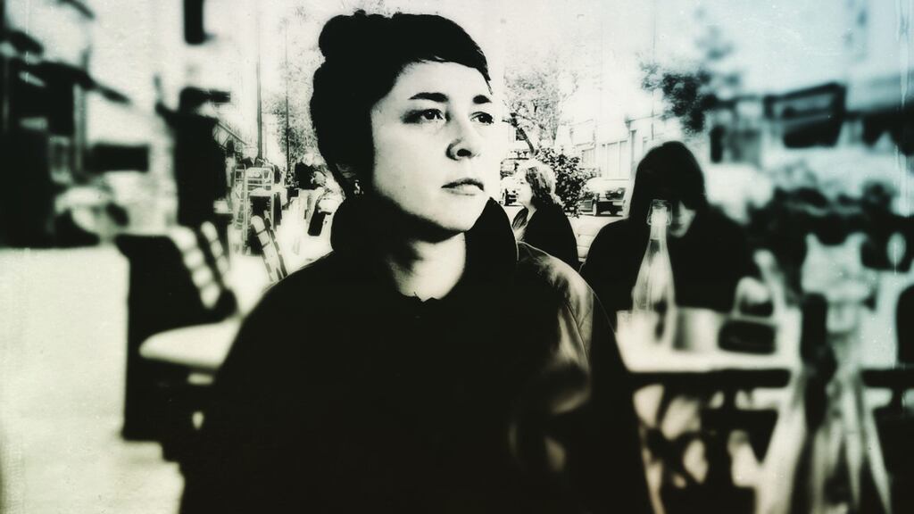 Acclaimed Irish folk singer/songwriter Lisa O’Neill will perform live from NCH stage.