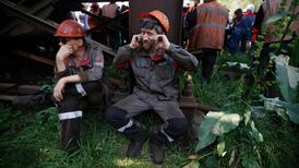 Ukrainian oligarch shows opposition to separatists