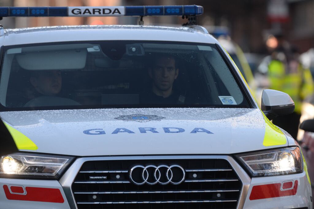 31/01/2018 - NEWS - The Garda Security operation surrounding the funeral of Derek Coakley Hutch, (Del Boy) from his home on Buckingham Street to Our Lady of Lourdes Church, Sean McDermott St. for funeral mass.
Photograph: Alan Betson / The Irish Times