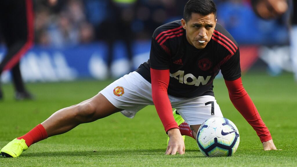 Alexis Sánchez will miss Manchester United’s clash with Everton on Sunday. Photograph: Facundo Arrizabalaga/EPA